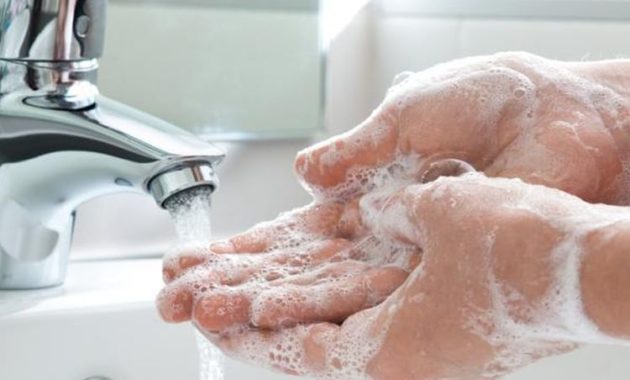 Cuci Tangan Pakai Sabun Lebih Dulu